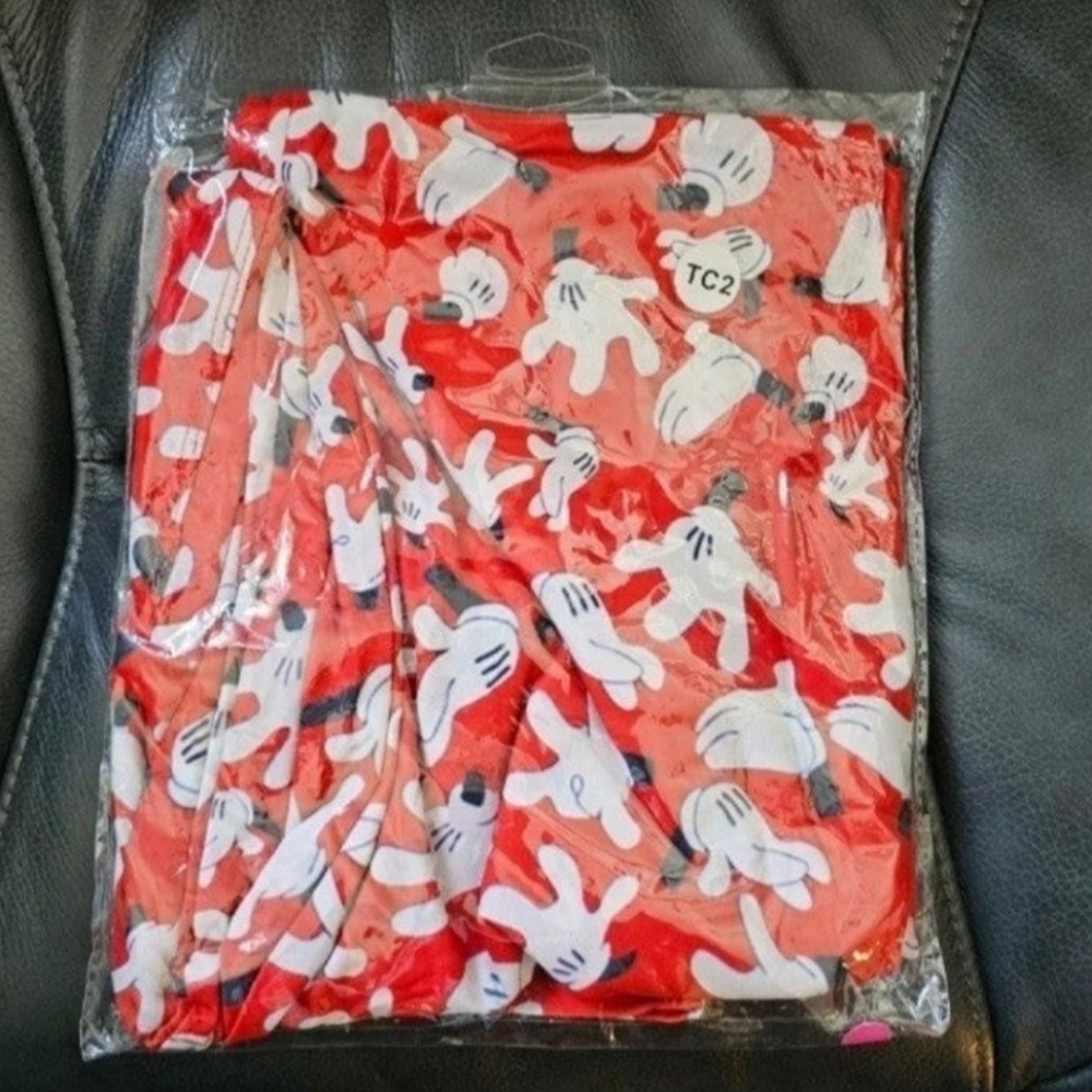 Mickey Mouse Hands Leggings